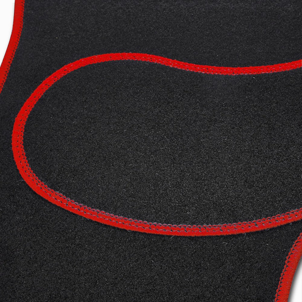 Covorase textile negru-rosu - montate in masina